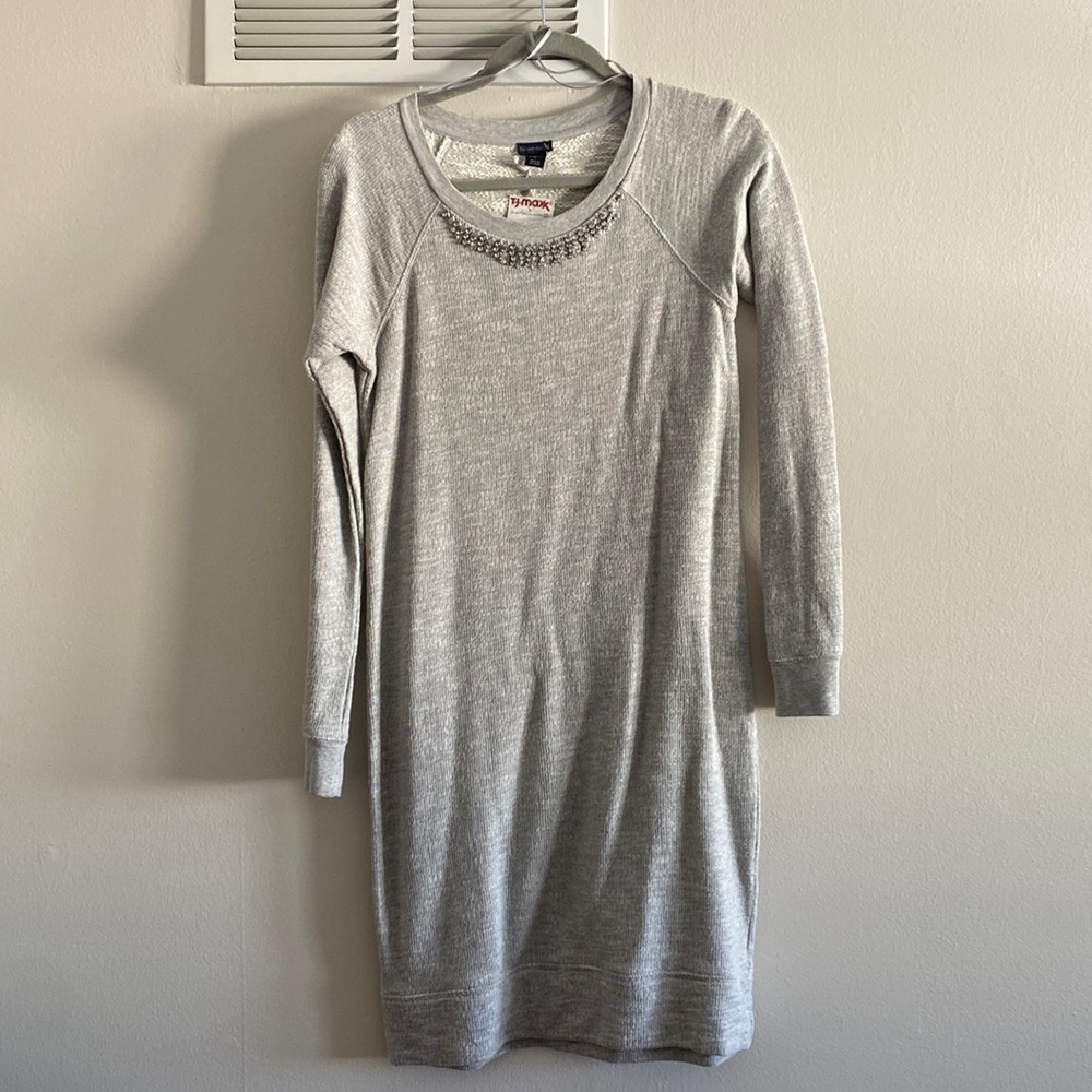 NWT Paraphrase sweater shirt dress with jeweled collar
